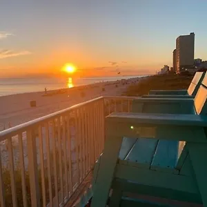 Aparthotel Couples Getaway, Honeymoon Sweet, Perfectly Cozy Front With Kitchen, Pool, Free Parking,check-in At Door, Panama City Beach