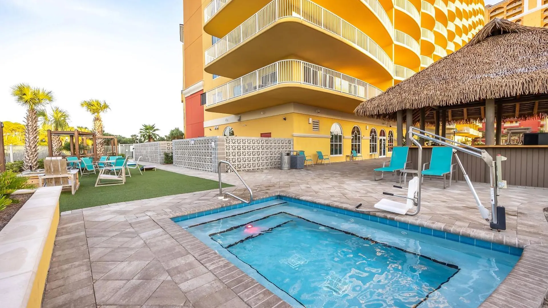 Calypso Tower 3 Aparthotel Panama City Beach