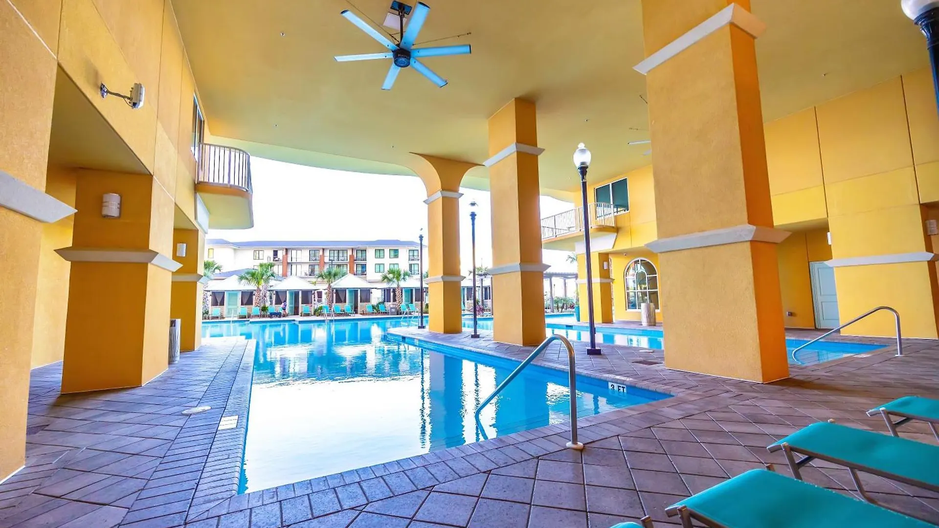 Calypso Tower 3 Aparthotel Panama City Beach