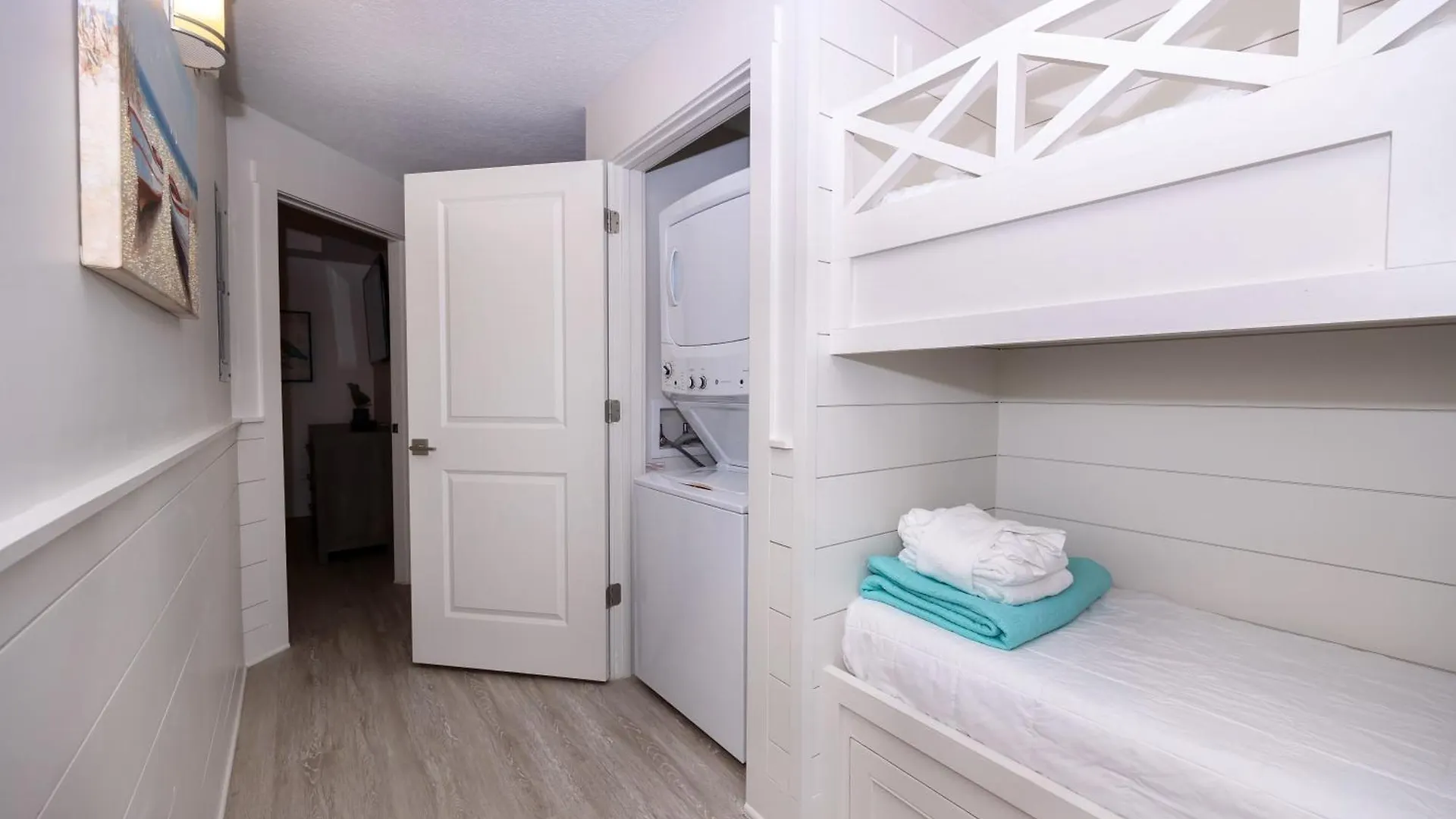 Calypso Tower 3 Aparthotel Panama City Beach